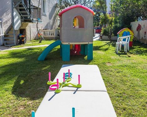 Trefon Hotel Apartments & Family Suites-3