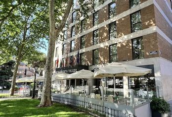 Hotel, Puerta de Toledo