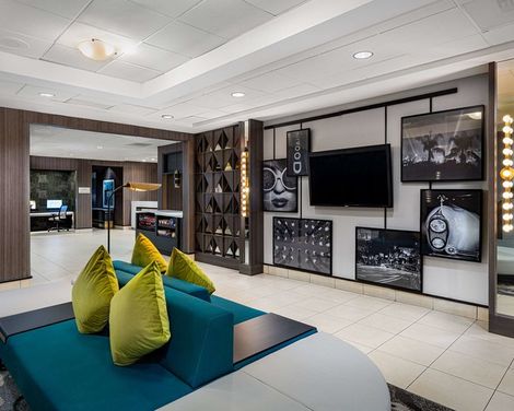 Hilton Garden Inn Los Angeles/Hollywood-4