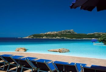 Hotel, Colonna Grand Hotel Capo Testa