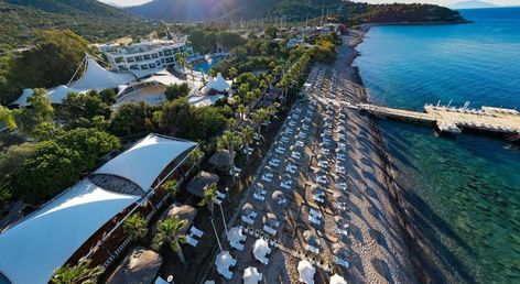 Latanya Park Resort