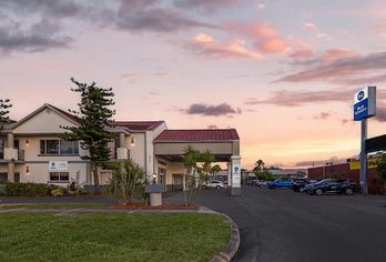 Hotel, Best Western Space Shuttle Inn