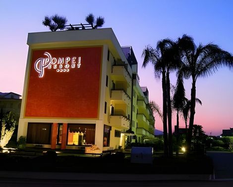 Abalon Pompei Resort-3