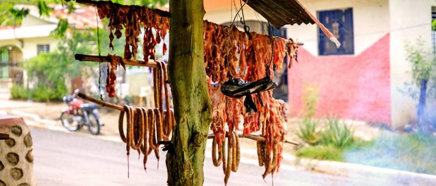  Original Caribbean - Streetfood in der Dominikanischen Republik: Smoked pork, Morcillas und Longanizas