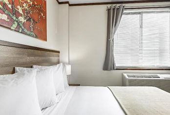 Hotel, Highbridge Hotel