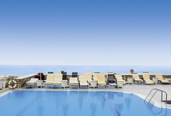 Hotel, Epavlis