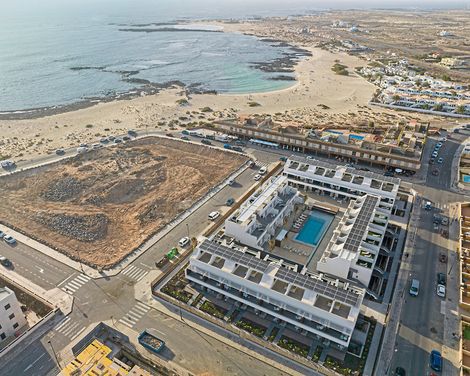 Esmeralda Cotillo Homes by LIVVO-1