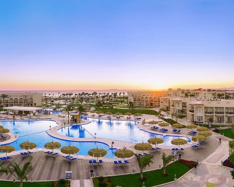 Pickalbatros Royal Moderna Resort-1