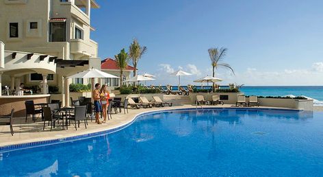 Hotel NYX Cancun