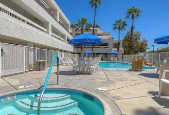 Motel 6 Palm Springs Downtown