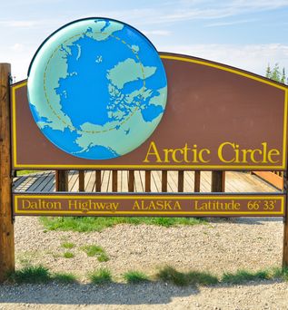 Dalton Highway, Arctic Circle