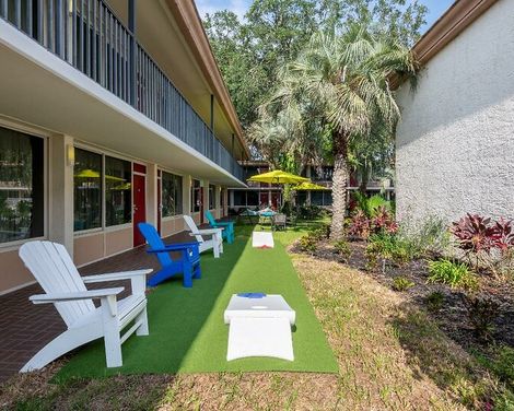 Ramada by Wyndham Kissimmee Gateway-4