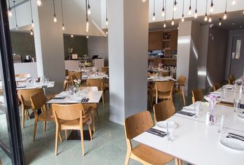 Hotel, Sunflower Hotel Apartments