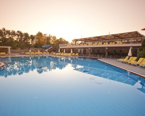 Club Mermaid Village-4