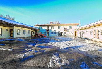 Hotel, Love Hotels at Silver Street in Hurley WI