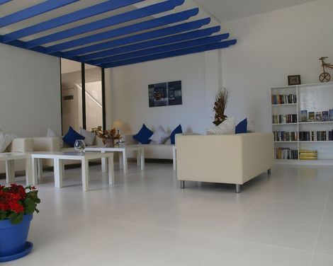 Hilltop Gardens Hotel Apartments-1