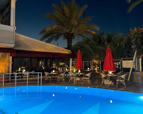 Grand Ata Park Hotel-1