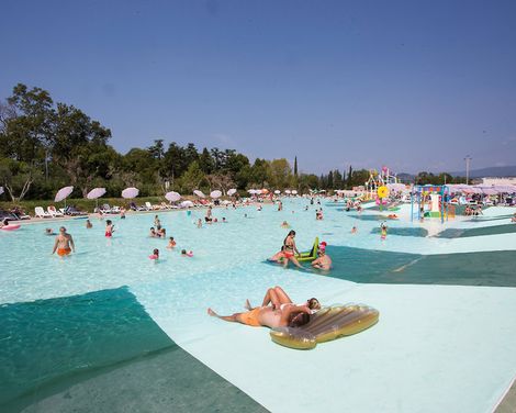 Sisan Family Resort-1