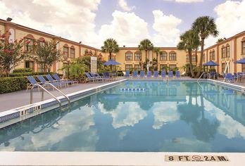La Quinta Inn by Wyndham Orlando International Drive North