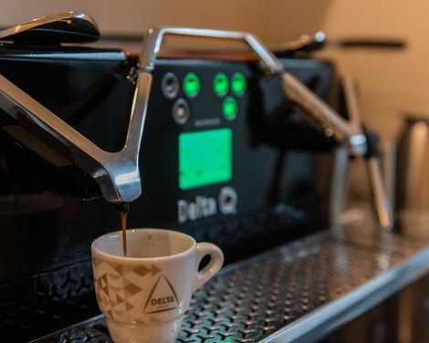 Atenea Rekord Suites-3