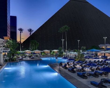 Luxor Hotel & Casino-2