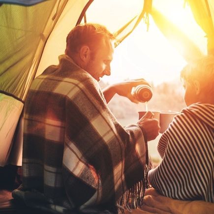 Camping Vater und Sohn