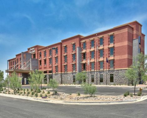 Hampton Inn & Suites Scottsdale at Talking Stick-4