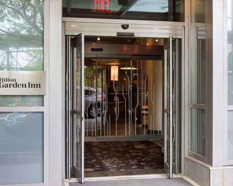 Hilton Garden Inn Long Island City New York-4