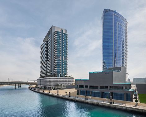 Radisson Blu Hotel, Dubai Canal View-3