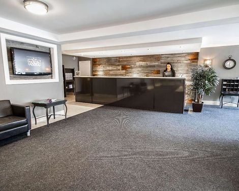 Hotel Faubourg Montreal-4