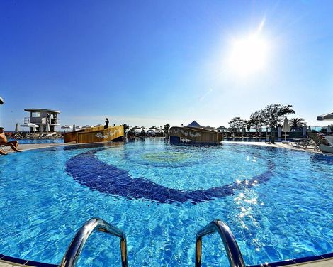 Azura Deluxe Resort & Spa Hotel-4