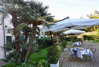 Hotel, Villa D'Amato