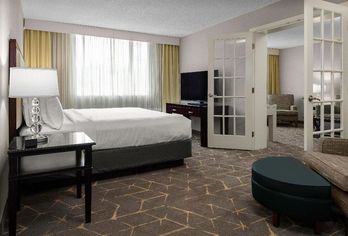Hotel, Holiday Inn & Suites Marlborough