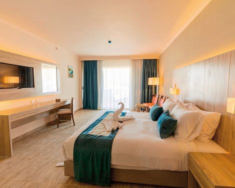 Seven Seas Jolie Bay-3