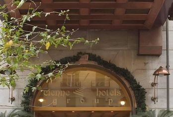 Hotel, Hotel Eden
