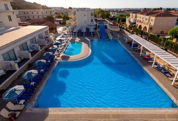 Hotel, Delfinia Resort Hotel