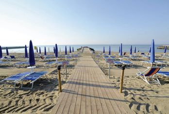 Hotel, Villaggio San Francesco Mobile Homes by Happy Camp