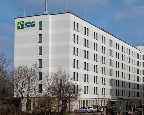 Holiday Inn Express Munich North-0