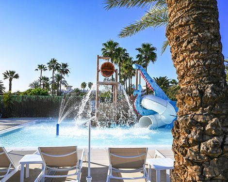 HL Miraflor Suites Hotel-3