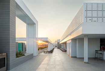 Hotel, Olympus Palace