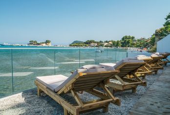 Hotel, Denise Beach Hotel