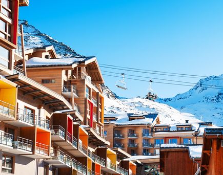 Mit dem Skilift direkt vom Hotel in Val Thorens auf die Piste