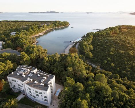 Crvena Luka Resort-1