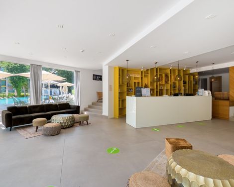 ibis Styles Golden Sands Roomer Hotel-4