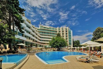 Hotel, Hotel MiraBelle