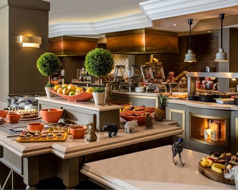 Avani Windhoek Hotel & Casino-4