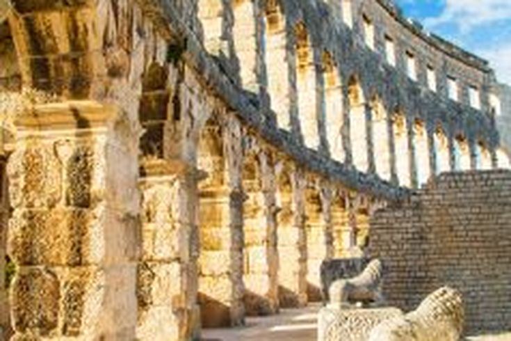 Ein Teil eines römischen Amphitheaters.