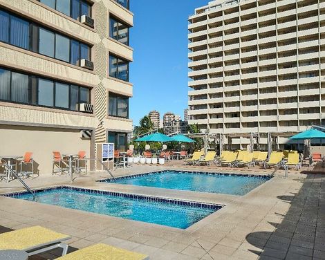 Holiday Inn Express Waikiki-3