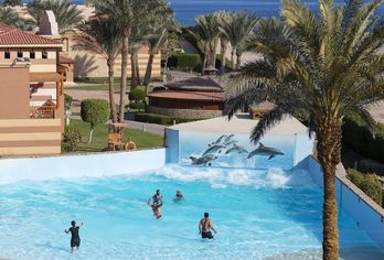 Hotel, Charmillion Gardens Aqua Park