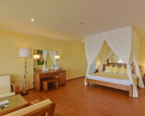 Dreamland The Unique Sea & Lake Resort / Spa-4